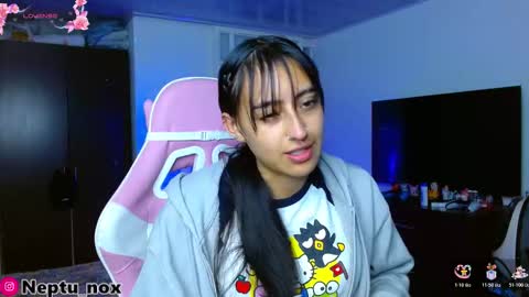 Neptu noxx online show from January 14, 2:39 am