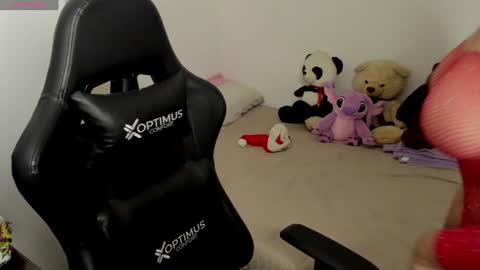 Alejandra de Hypatia online show from December 24, 11:55 pm