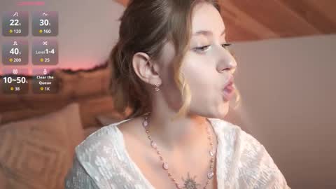 Snapshot of nerissa_xo chatting on October 25, 8:03 pm Nerissa online show from October 25, 8:03 pm