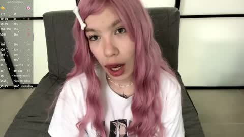 Lori online show from April 7, 8:37 am