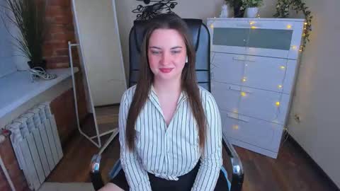 nero_asta online show from October 15, 2:50 pm