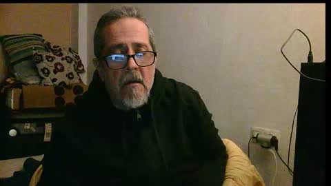 Snapshot of neron401 chatting on November 30, 9:19 pm neron401 online show from November 30, 9:19 pm