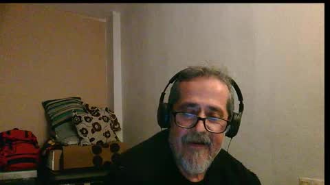 Snapshot of neron401 chatting on December 4, 8:50 pm neron401 online show from December 4, 8:50 pm