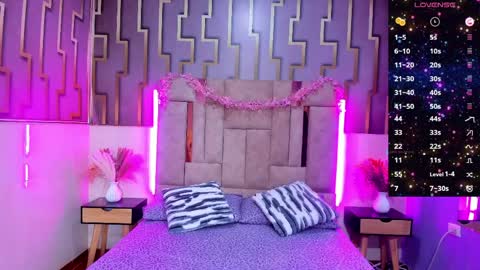 Nesli  online show from April 7, 1:44 pm