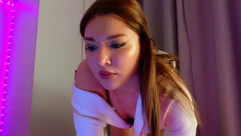 Nessa online show from March 25, 4:46 pm