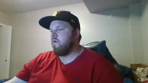 Snapshot of nessie_005 chatting on December 29, 2:38 am Nessie 005 online show from December 29, 2:38 am