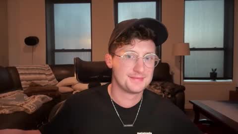 Snapshot of netflixhumanicorn chatting on November 14, 1:54 pm RyRy online show from November 14, 1:54 pm