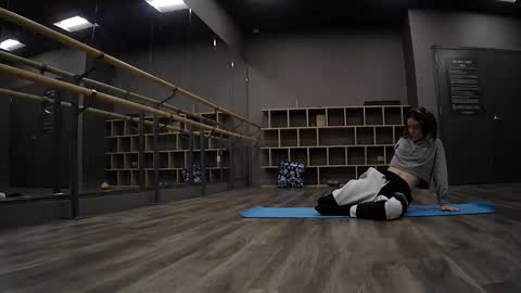 luna online show from April 7, 2:28 pm