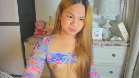 Snapshot of newbitch_intown69 chatting on November 25, 3:50 am Jane online show from November 25, 3:50 am