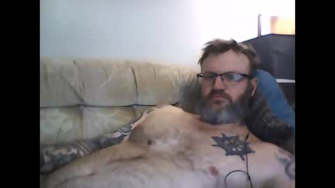 Snapshot of newbreed666 chatting on December 21, 5:31 pm NEWBREED666 online show from December 21, 5:31 pm