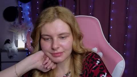 newdayo online show from October 31, 6:53 pm