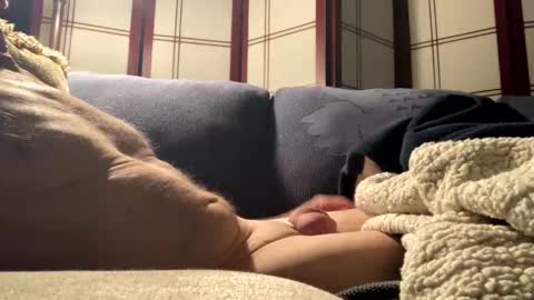 Snapshot of newgyb90172 chatting on December 19, 3:24 am Newgyb90172 online show from December 19, 3:24 am