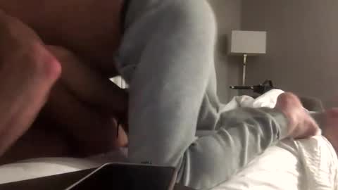 Snapshot of newickj627 chatting on February 17, 2:41 am newickj627 online show from February 17, 2:41 am