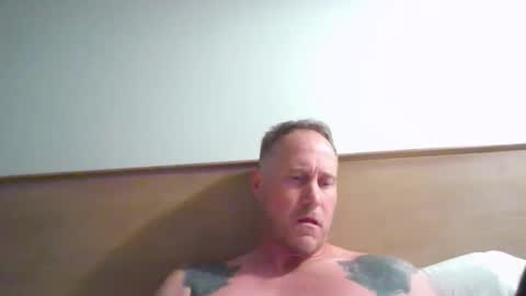 amandandhisgirl online show from December 14, 3:07 am