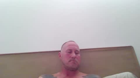 amandandhisgirl online show from June 6, 7:51 pm