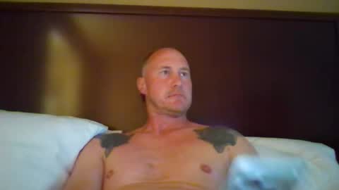 amandandhisgirl online show from June 9, 12:44 am