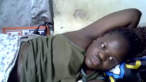 ryena and pam online show from December 4, 5:27 am