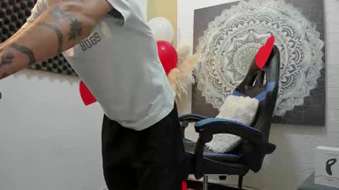 Yeison online show from February 15, 8:16 pm