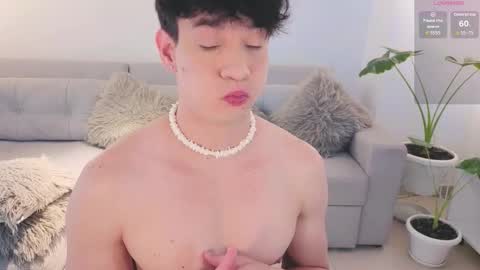 Snapshot of neythan__blaze chatting on October 4, 7:45 pm online show from October 4, 7:45 pm