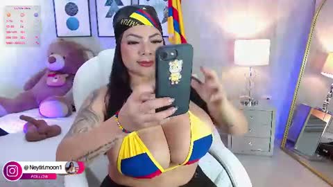Sandra online show from June 17, 12:07 pm