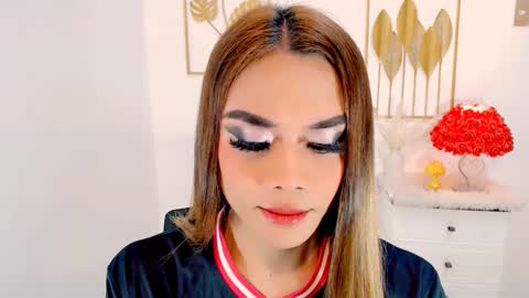 Snapshot of nhics_and_hades chatting on February 27, 1:05 am nhics and hades online show from February 27, 1:05 am