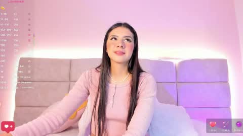 Nia online show from April 14, 2:34 pm