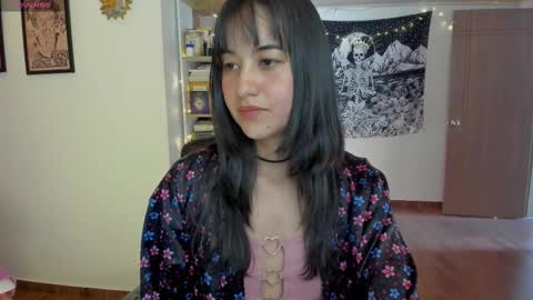 Snapshot of nia_blaze chatting on September 24, 7:06 pm Nia online show from September 24, 7:06 pm