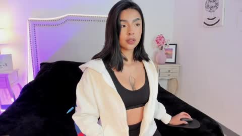 Nia Malkova online show from April 6, 10:05 am