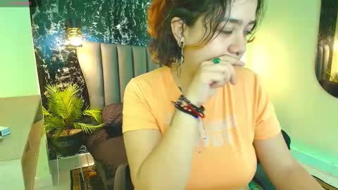 nia_starkx online show from October 15, 7:36 pm