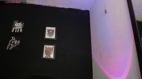 Snapshot of niakat_ chatting on January 10, 9:23 am niakat online show from January 10, 9:23 am