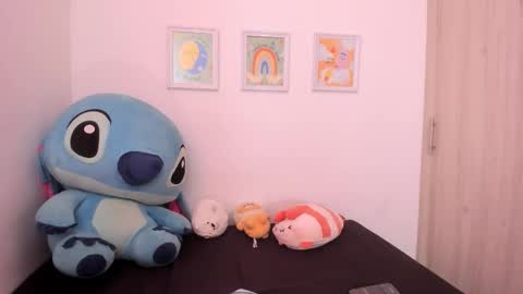  Nia  online show from March 28, 4:28 pm