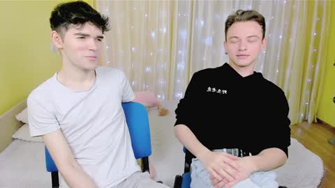 Snapshot of nic_ky chatting on January 5, 6:56 pm Nick PVT is open FanslyTwitter - Nic kycb online show from January 5, 6:56 pm