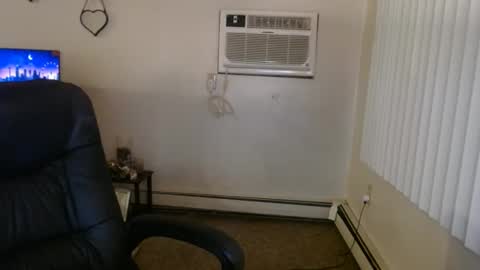 Snapshot of niccibaby chatting on February 2, 11:42 pm Nicci babyyy online show from February 2, 11:42 pm