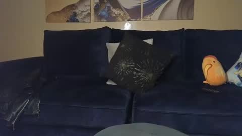 Lilly online show from January 1, 3:14 pm