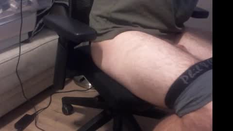 Snapshot of niceeggs0815 chatting on November 25, 6:24 am niceeggs0815 online show from November 25, 6:24 am