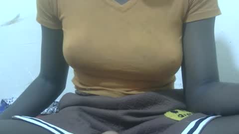 Snapshot of nicegirl200 chatting on February 7, 6:44 pm nicegirl200 online show from February 7, 6:44 pm