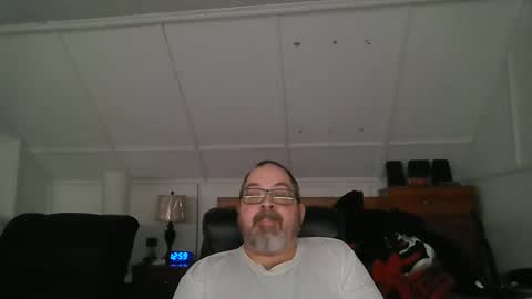 Snapshot of niceguy7208 chatting on December 30, 5:58 am niceguy7208 online show from December 30, 5:58 am