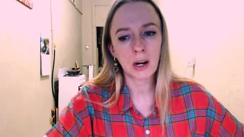Kathrine online show from May 31, 6:09 pm