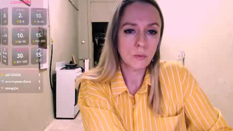Snapshot of nicekat chatting on June 18, 8:02 pm Kathrine online show from June 18, 8:02 pm