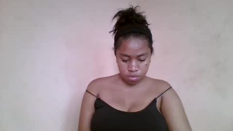 Snapshot of nicelly01 chatting on July 19, 11:03 am nicelly01 online show from July 19, 11:03 am
