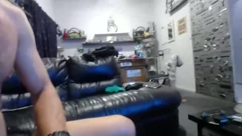 Snapshot of niceonebrov chatting on February 23, 11:29 am niceonebrov online show from February 23, 11:29 am