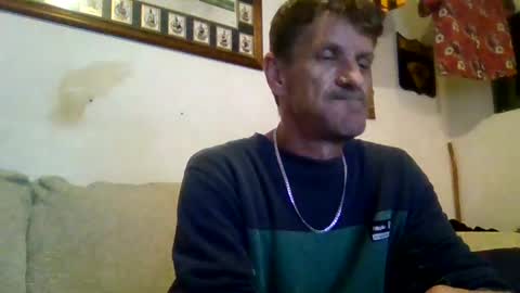 Snapshot of niceozziecockxxx chatting on October 4, 7:56 pm Sexiishaine online show from October 4, 7:56 pm