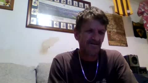 Snapshot of niceozziecockxxx chatting on October 19, 4:51 pm Sexiishaine online show from October 19, 4:51 pm