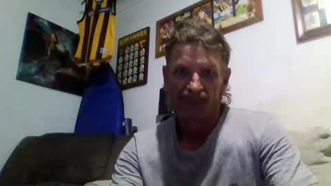 Sexiishaine online show from April 17, 10:24 pm