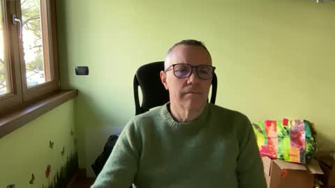 Andrew online show from December 2, 10:31 am