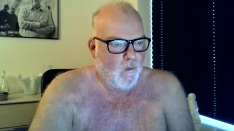 Snapshot of nicexxdane chatting on June 19, 3:22 am nicexxdane online show from June 19, 3:22 am
