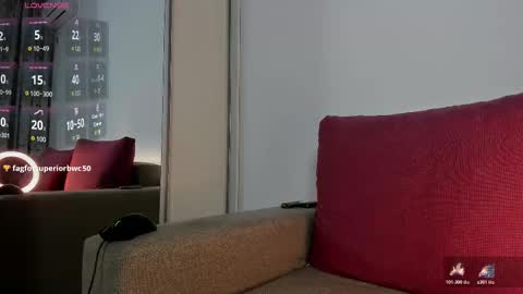 Snapshot of nicholassx chatting on December 1, 10:15 pm Nicholassx online show from December 1, 10:15 pm