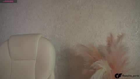 nichole__evans online show from December 3, 8:06 pm