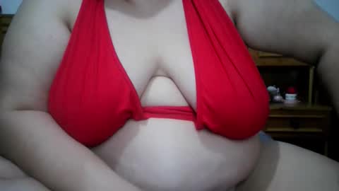 Nicholle online show from April 14, 9:43 pm