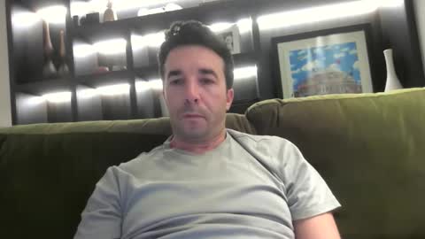 James online show from October 19, 9:48 pm